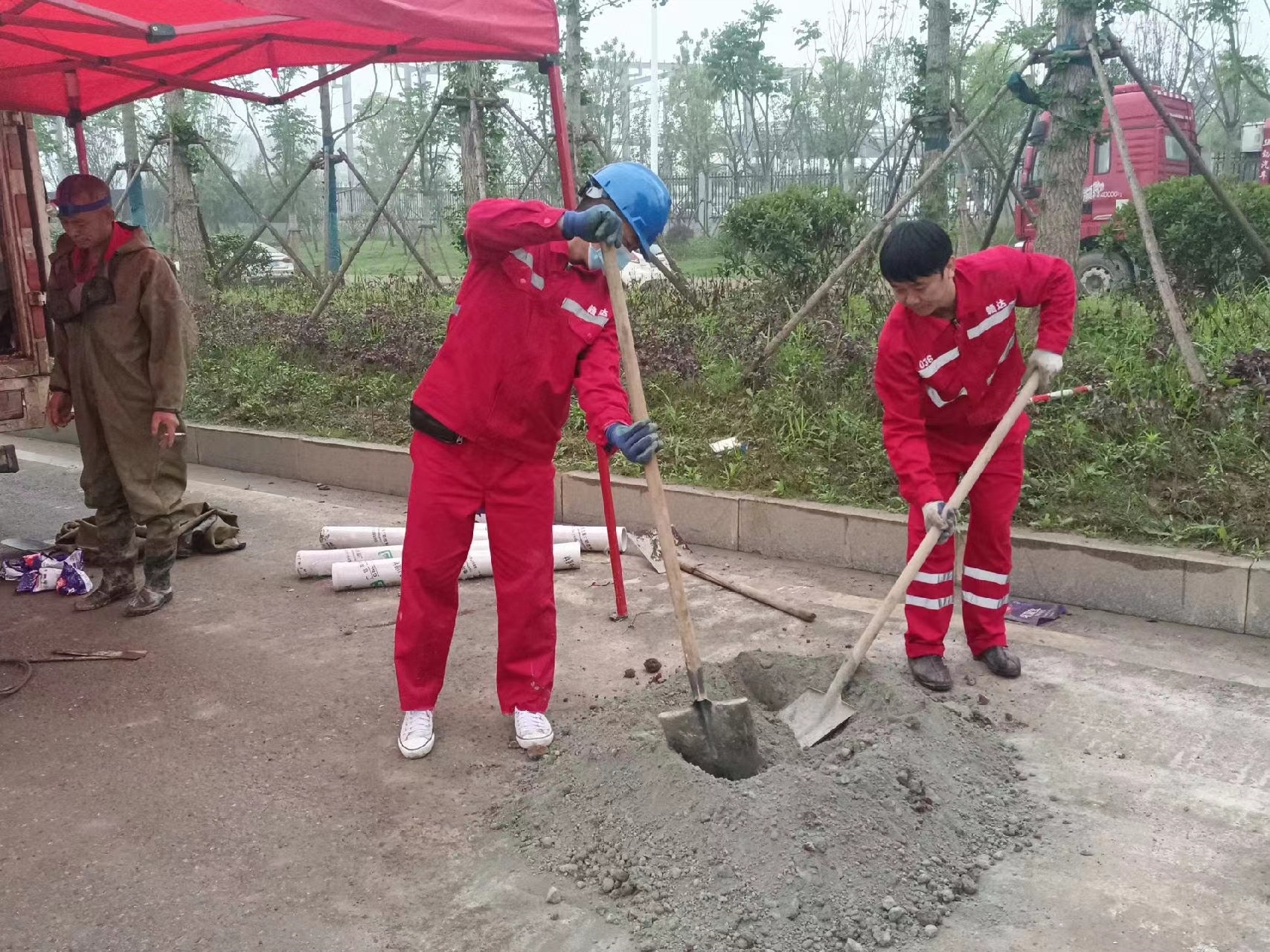 乌拉特后管道疏通哪家好】及时进行市政管道清淤