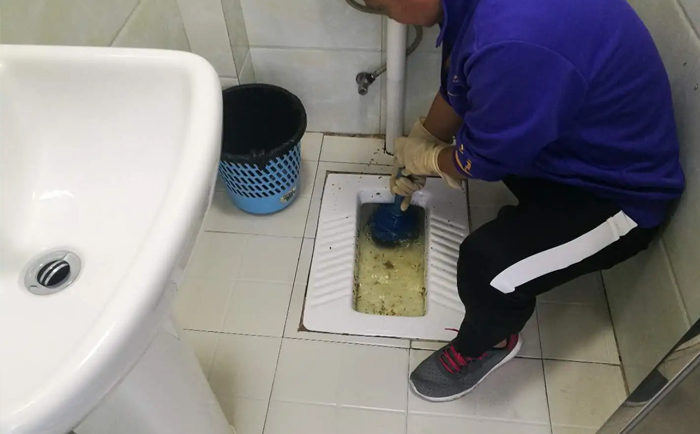 乌拉特后疏通蹲坑